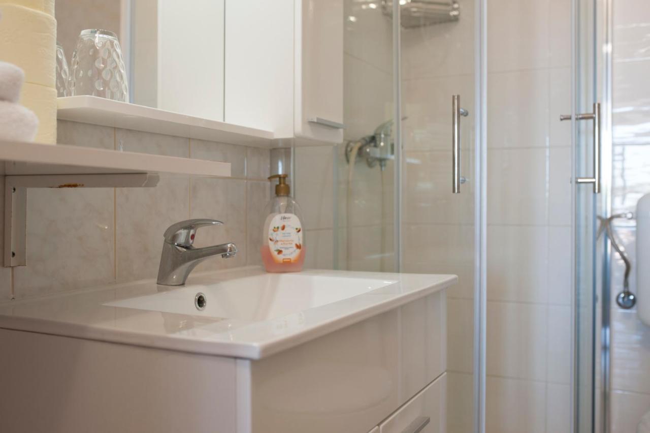 Apartments Somi Porec Exterior photo
