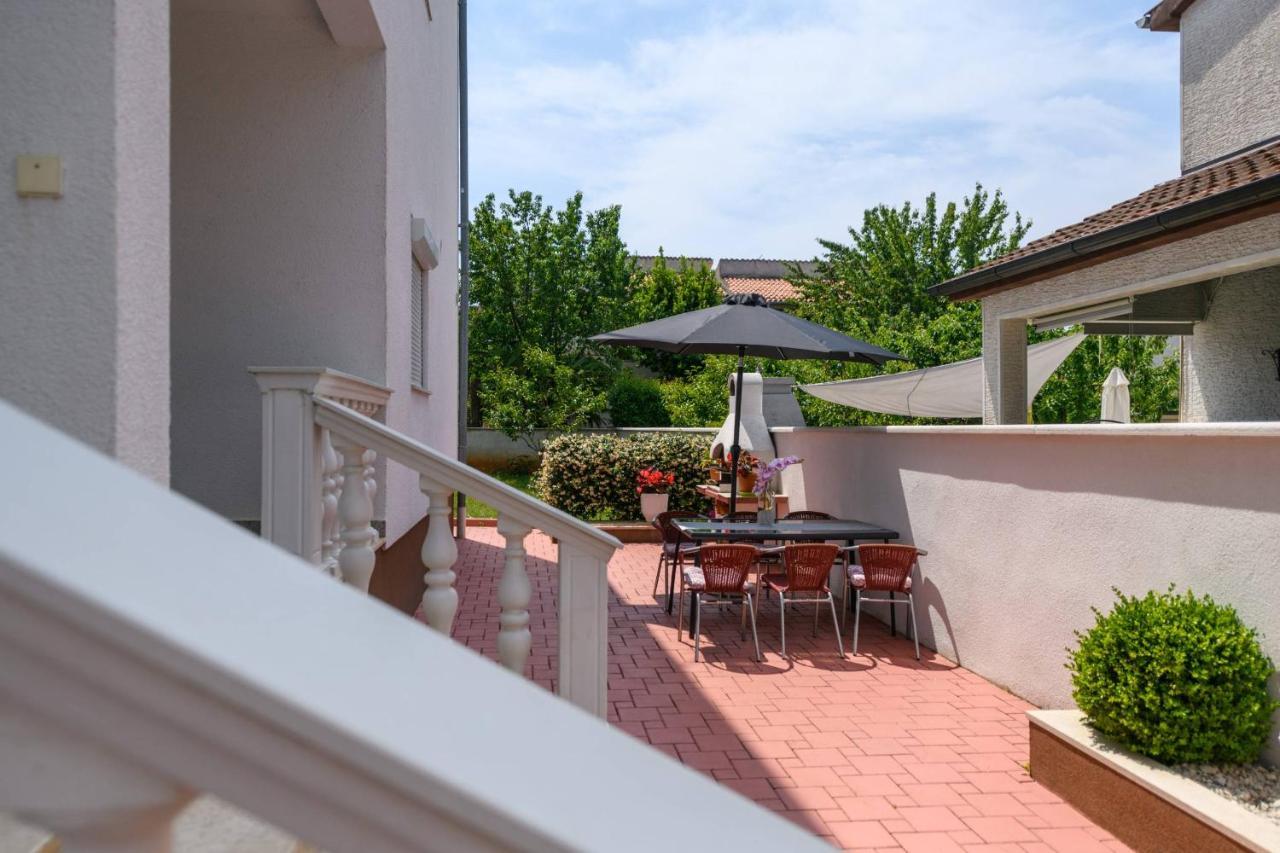 Apartments Somi Porec Exterior photo