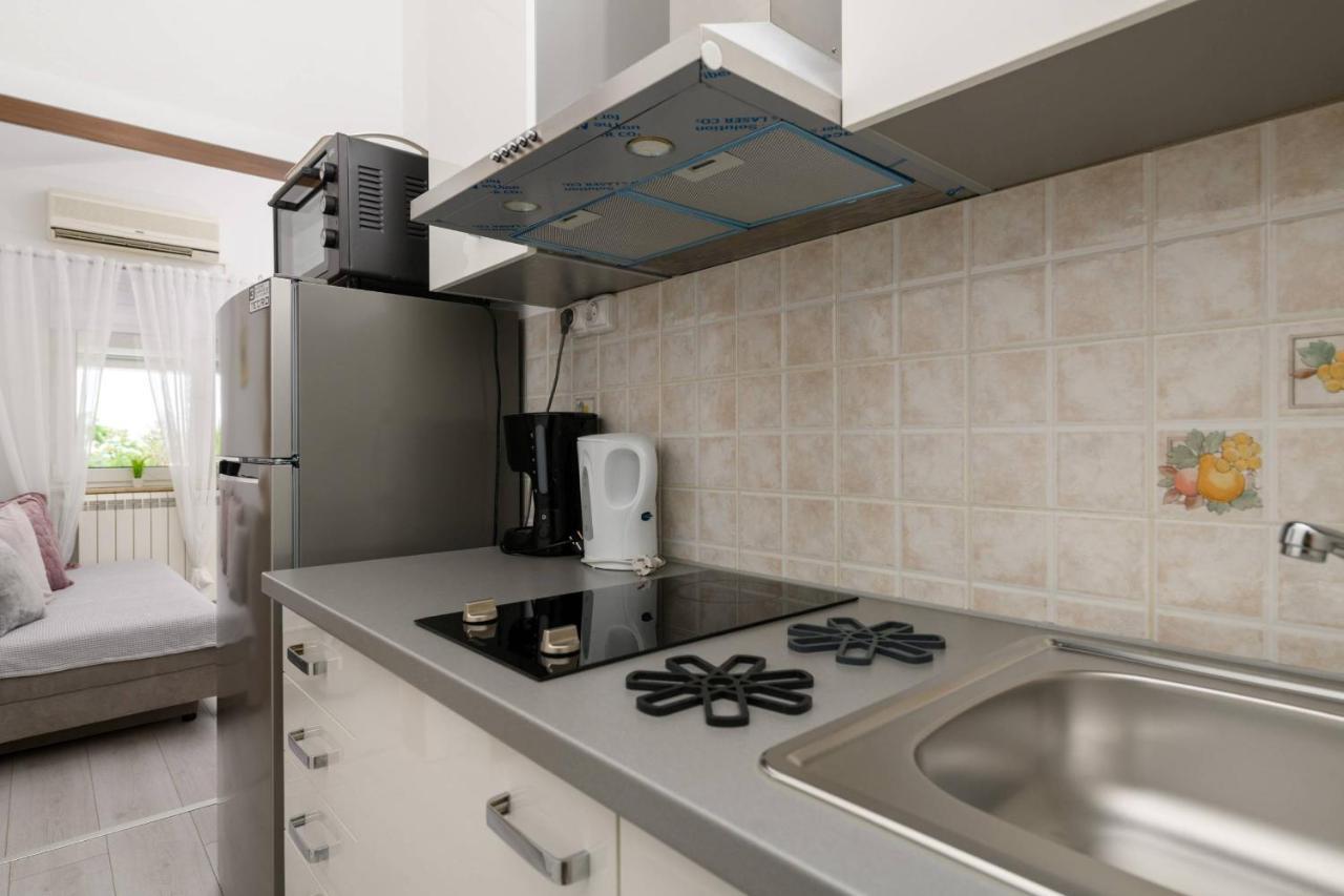 Apartments Somi Porec Exterior photo
