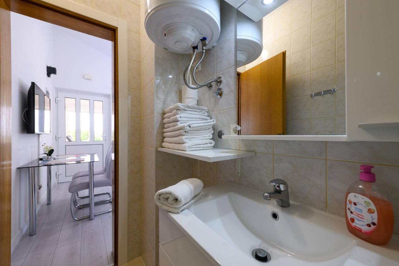 Apartments Somi Porec Exterior photo